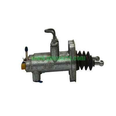 81869963 81866911 F0NN2140AD NH Tractor Parts Master Cylinder Agricuatural Machinery Parts